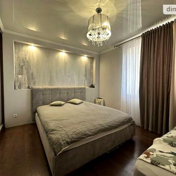 Продаж 2к Квартира Космонавтів проспект