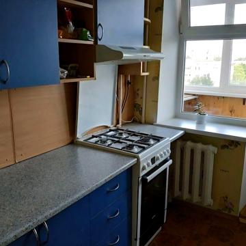 1к Юності Вишенька. Вільна