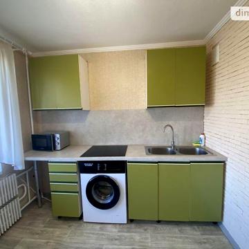 Довгострокова оренда 1к Квартира Дія Максима вулиця