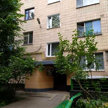 Кучеренка вул., 4
