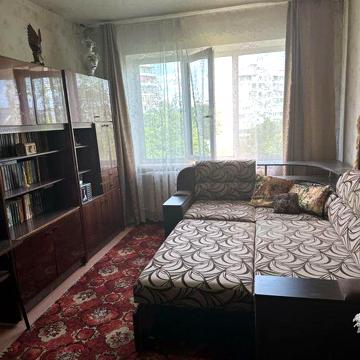Продам 3-х кімнатну квартиру в районі Трикутника