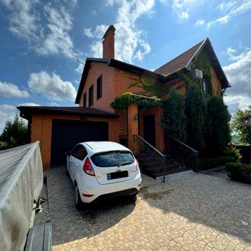 Продається унікальний будинок 300м2 з своєю підстанцією в с.Музичі