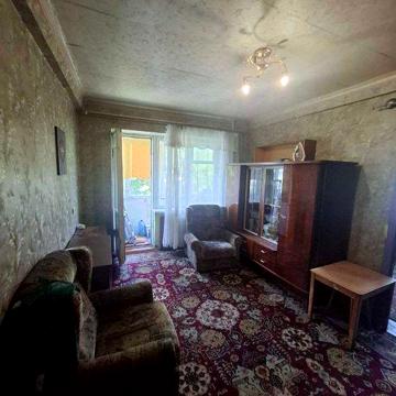 Продам 2 комнатную квартиру Кирова (Поля)д.135 Б