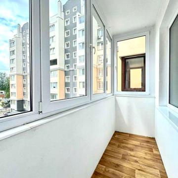 Оренда 3 кім. квартири 120 м2 у Франківському районі