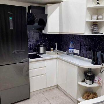 20000 ХТЗ Продам 1 комнатную двух-ярусную кварт гостинку на КосареваAS