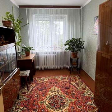 Продаж 3- х кімнатна район 15 школи ЖК Комунальник