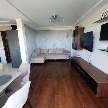 Продаж 2к Квартира Космонавтів проспект