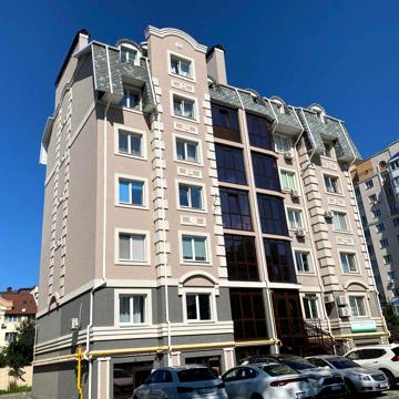 Велика квартира для не великої сімї