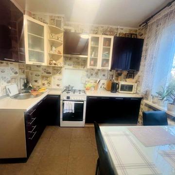 Продаж 2-х кімнатної квартири в м.Обухів по вул.Київська