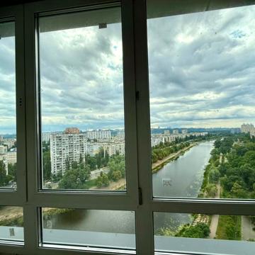 Євгена Сверстюка вул. (Марини Раскової), 54