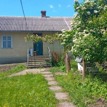 Продам дім в селі Піддністряни,Львівська область