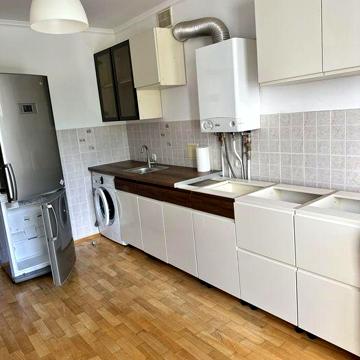 Продаж великої 2 кімн квартири, вул. Тролейбусна, Пасічна