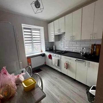 Продам 1 ком в районе Одесской. Зерновой пер., дом 5-В