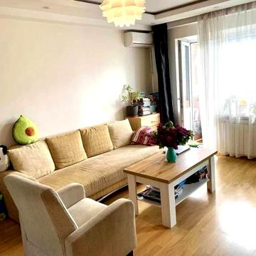 Продам 2 ком квартиру на ХТЗ. Мира ул., дом 76