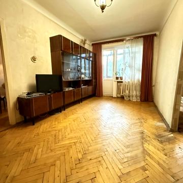 Соборності просп. (Воззєднання), 4