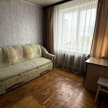 Празька вул., 17
