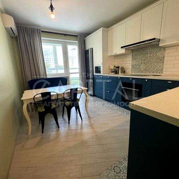 Оренда, простора та стильна 2 к квартира 75 м² у новому будинку