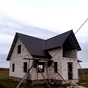 Земельна ділянка з будинком