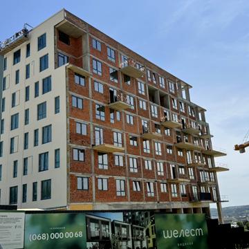 Кирила Студинського вул., 4