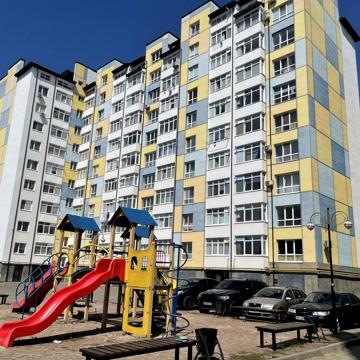 Олександра Довженка вул., 25б