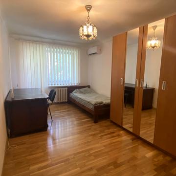 Князів Острозьких вул. (Московська), 24