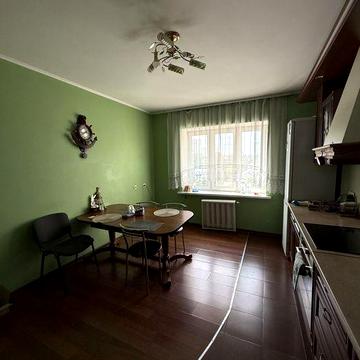 Продам 2к 84м вул Ніжинська 5 Солом"янський р-н