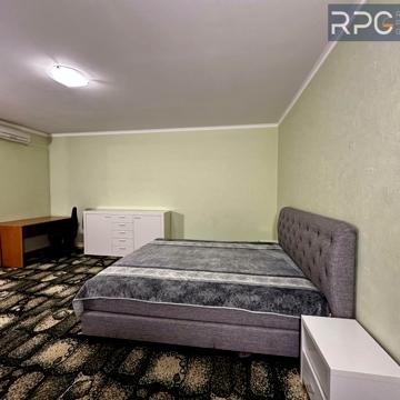 Старонаводницька вул., 4-В