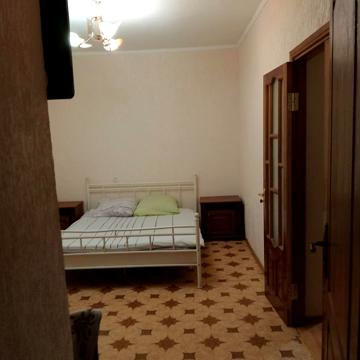 Чорноморського Козацтва вул., 33