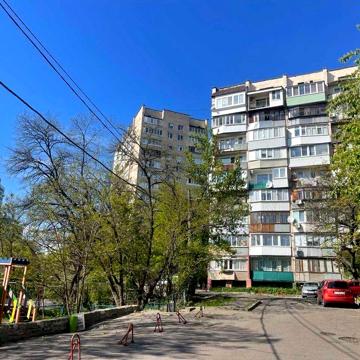 Оренда квартири 30 м2 на Печерську, без оздоблення