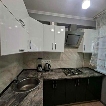 Оренда двохкімнатної квартири,вул.Довженка.