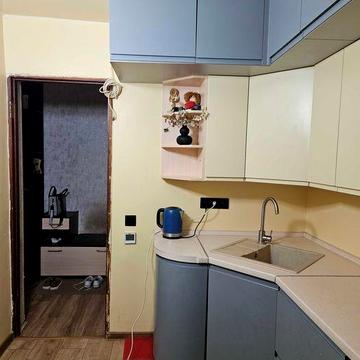 Продаж 3-х кімнатної квартири,  64м²,  Білогородська 45
