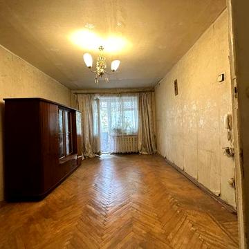 Продам 2к квартиру ХТЗ ул. 12 Апреля