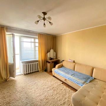 Продаж 2кк з великою кухнею і гарним краєвидом в центрі міста (л1)