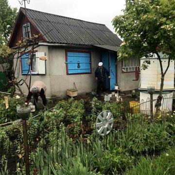 Продам дачу кооператив Вишенька.Домік ,криниця ,5 соток