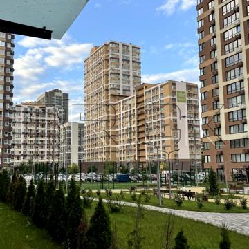 Європейського Союзу просп. (Правди), 45-Б