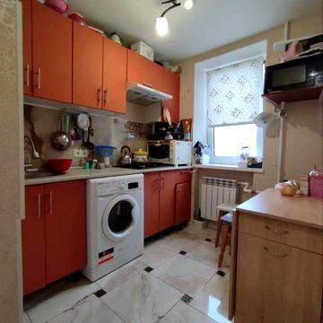 Продаж 1к гостинки з ремонтом!