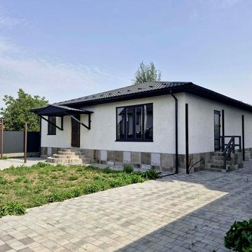 Зелена вул., 33