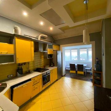 Продаж 3 кімнатна квартира з ремонтом і паркінгом вул. Ромашкова Сихів ЖК Ромашкова