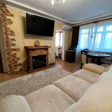 Продаж 3-кімнатної квартири, р-н Полтавської, 1001 дрібниця