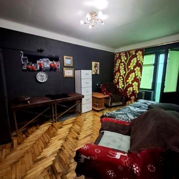 Продам 2х ком по ул.Сорочинская(Новгородская)Хортицькой р-н