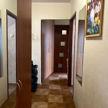 Терещенківська вул. (Червоного Козацтва), 12