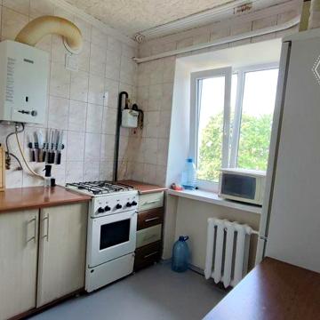 Продаж 2-кім.кв. на м-ні Шахтарський
