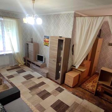 Сдам 1к  кв Титова