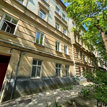 Продаж 1-кім квартири в ближньому центрі по вул. Марка Вовчка