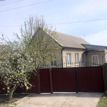 Будинок в Підгородньому