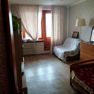 Сергія Тимошенка вул., 17