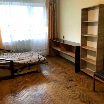 Руслана Плоходька вул., 15а