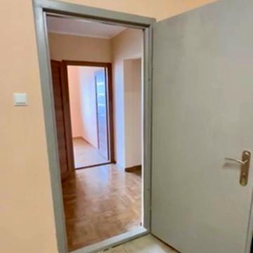 Електротехнічна, 43