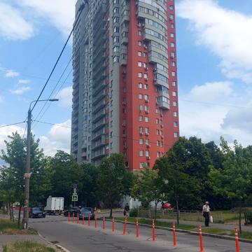 Чорних Запорожців вул. (Петра Запорожця), 26-А