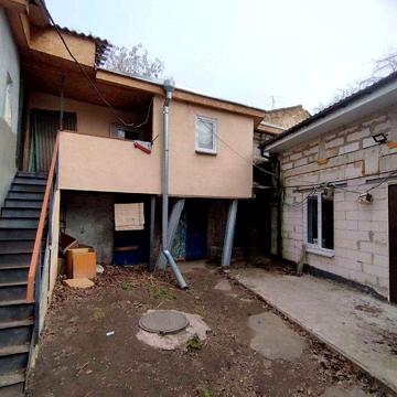 Продам 2-х комнатную квартиру на Молдаванке. Ризовская. (2-888-614)